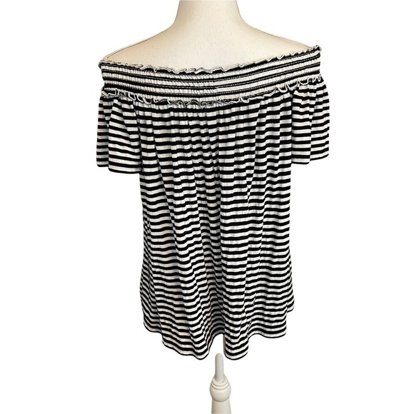 Max Studio MSSP Black and White Stripes Knit Elastic Top Off the Shoulder Top. M - Picture 2 of 10